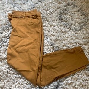 Old Navy Pixie Pant